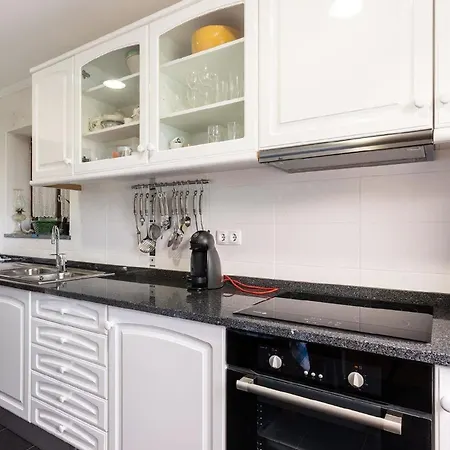 Holiday home Ferienhaus Fuer 6 Personen Ca 300 Qm In Estreito Da Calheta, Madeira Suedkueste Von Madeira *